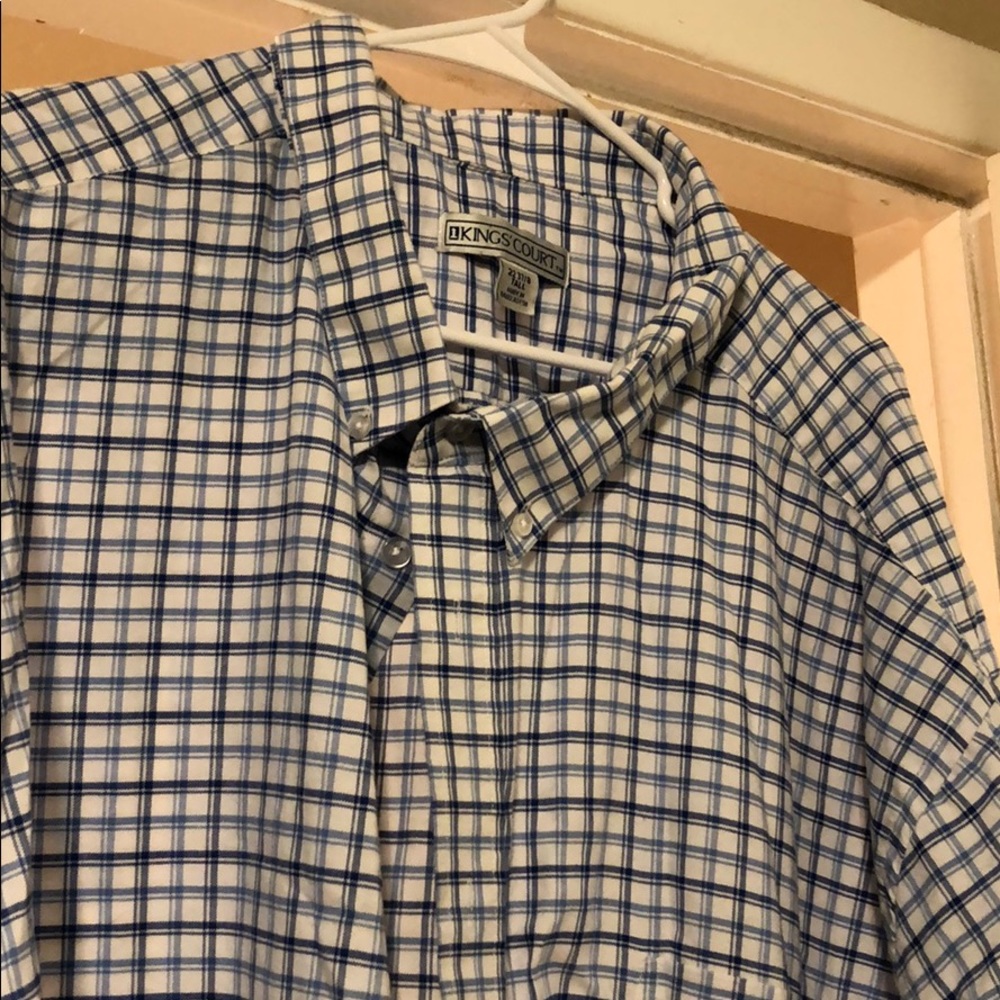 Men’s long sleeve button down shirt.